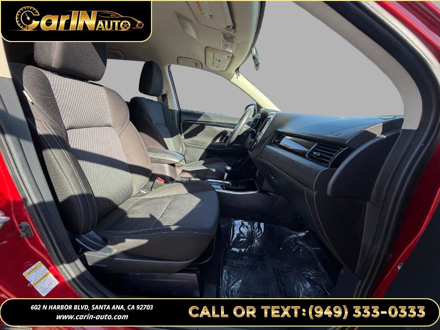 Used 2019 Mitsubishi Outlander ES image 10