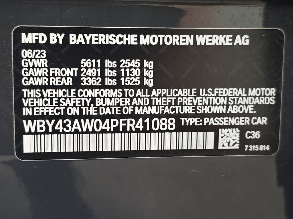 Used 2023 BMW i4 eDrive35 RWD image 31