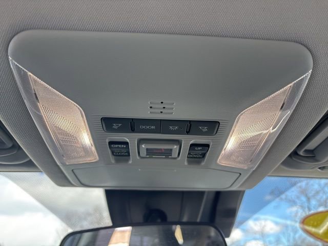 Used 2022 Toyota RAV4 XLE Premium image 36