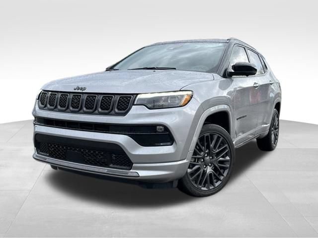 Used 2023 Jeep Compass High Altitude w/ Driver Assist Group I AWD/4WD image 1