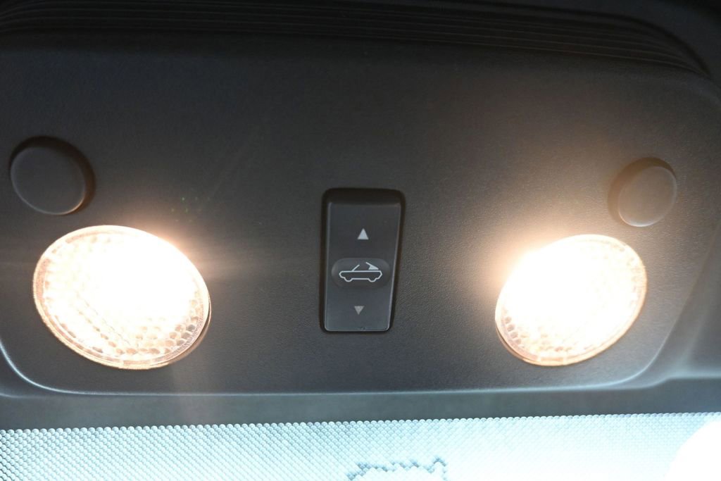 Used 2006 Ford Mustang GT RWD image 15