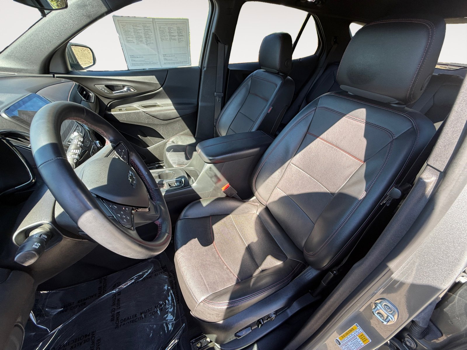 Used 2024 Chevrolet Equinox RS w/ RS Leather Package image 10