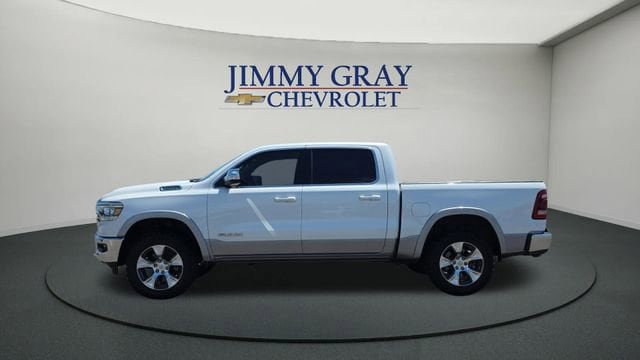 Used 2019 RAM 1500 Laramie AWD/4WD image 2