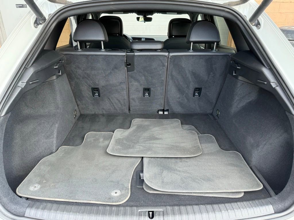 Used 2020 Audi Q3 2.0T Premium image 21