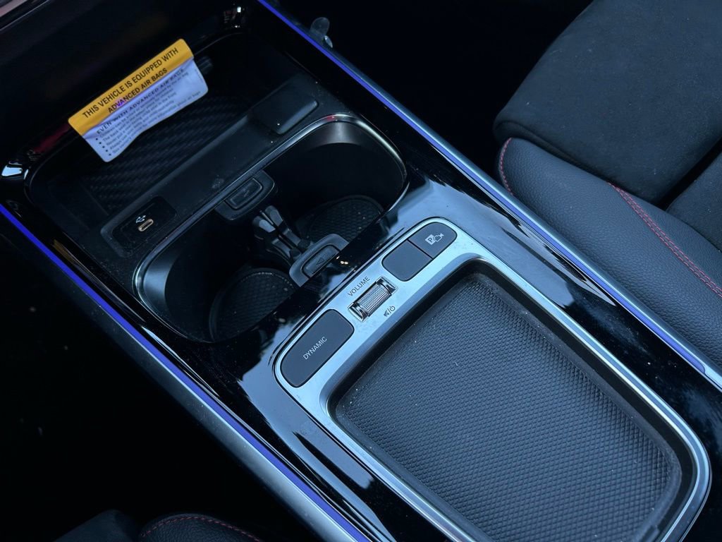 Used 2024 Mercedes-Benz GLB 250 image 26