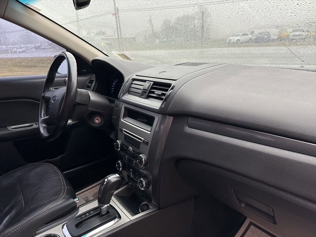 Used 2012 Ford Fusion SEL image 35