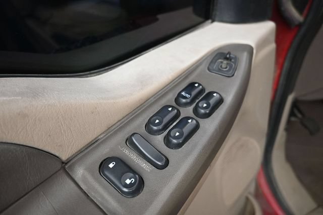 Used 2004 Ford F250 XLT AWD/4WD image 14