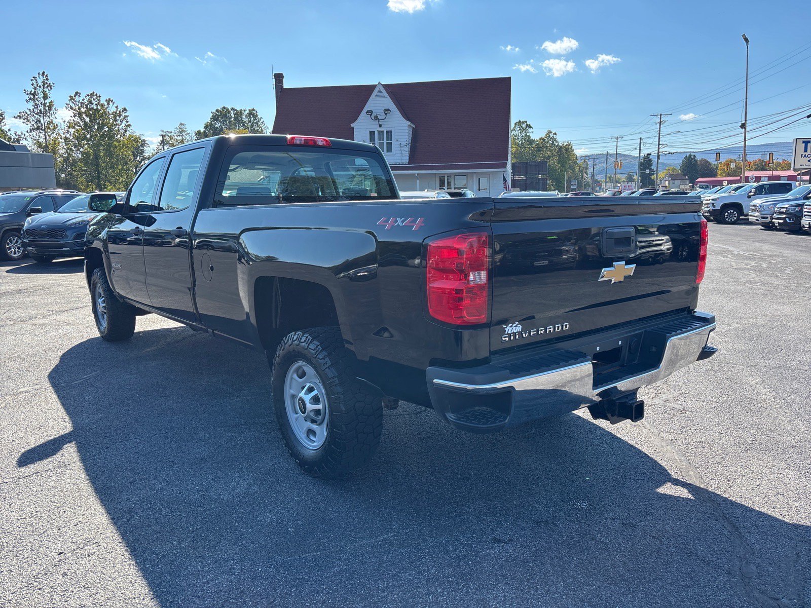 Used 2018 Chevrolet Silverado 2500 W/T w/ WT Fleet Convenience Package AWD/4WD image 5