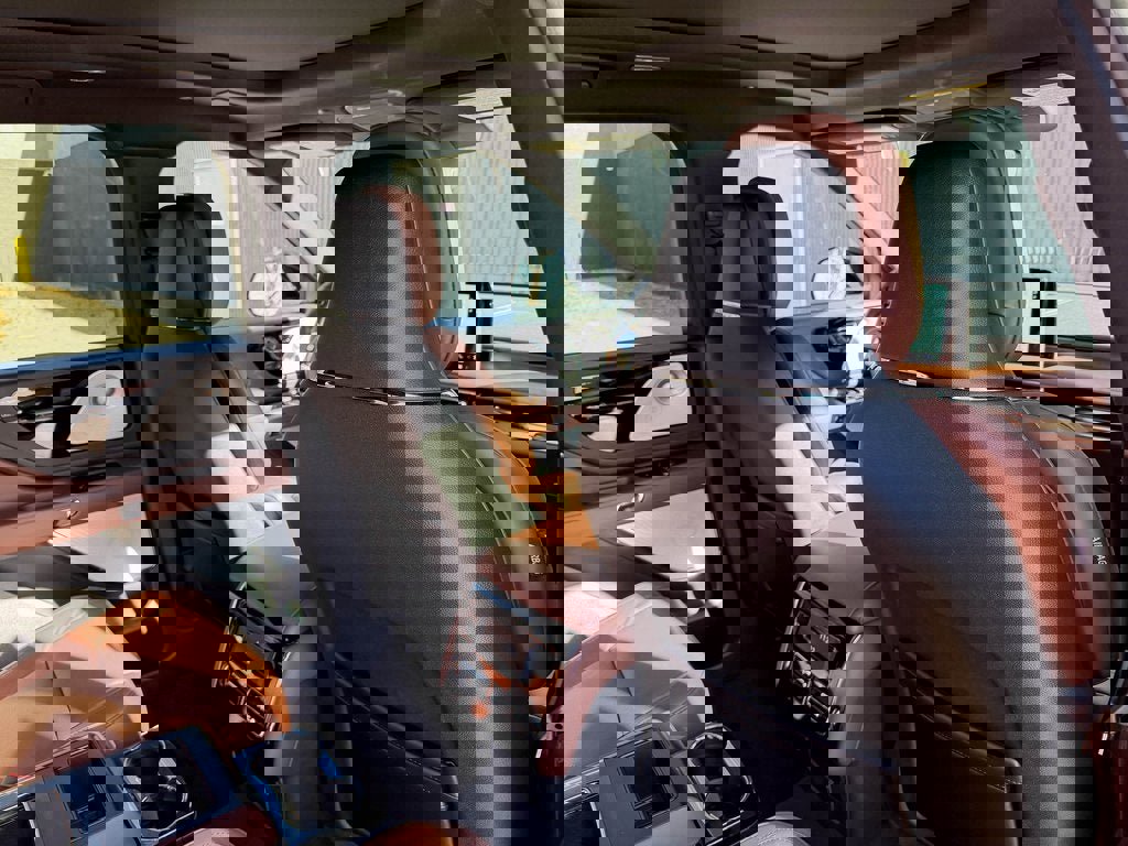 New 2026 Lincoln Aviator Reserve w/ Luxury Package image 23