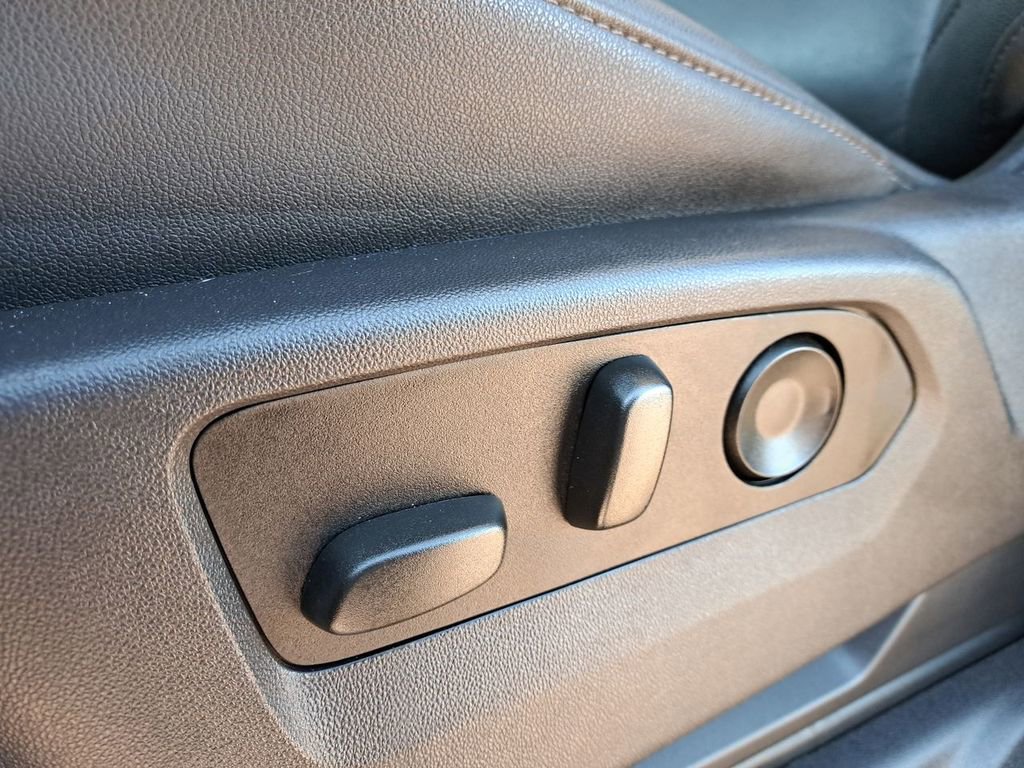 Used 2025 Chevrolet Silverado 1500 LT Trail Boss w/ Convenience Package II image 20