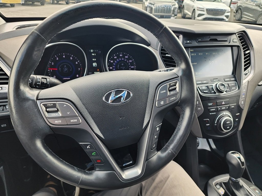Used 2016 Hyundai Santa Fe SE w/ Option Group 03 image 23