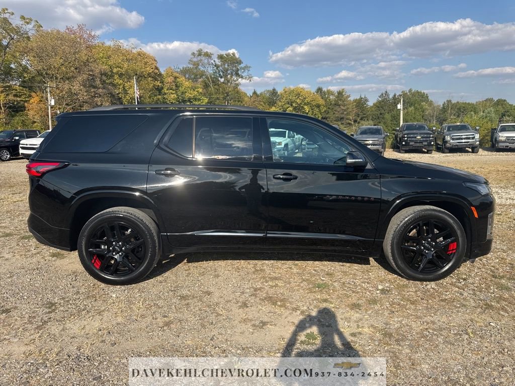 Certified 2023 Chevrolet Traverse Premier w/ Redline Edition AWD/4WD image 6