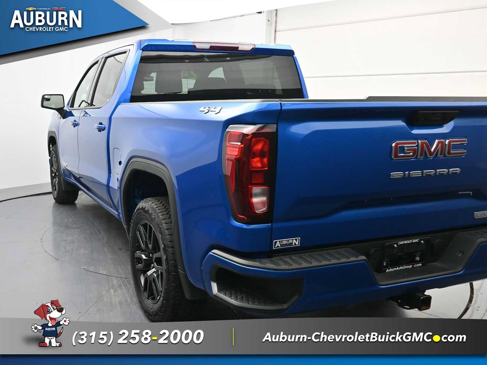 Used 2024 GMC Sierra 1500 Elevation image 12