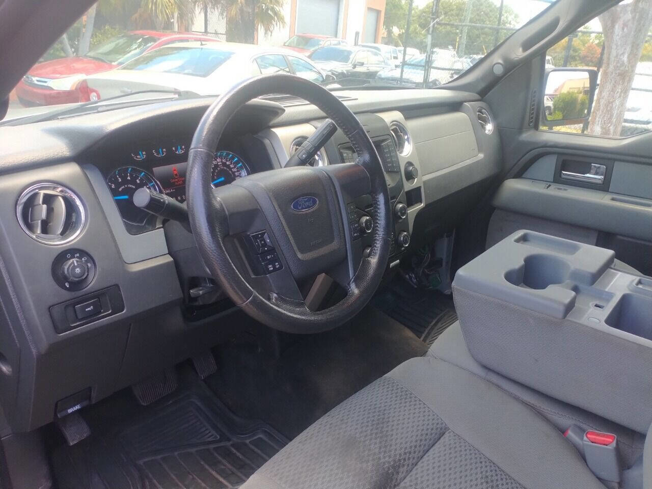 Used 2013 Ford F150 XLT w/ Mid Equipment Group image 14