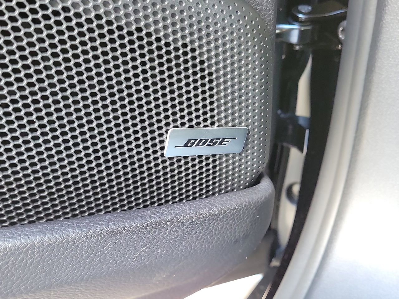 Used 2026 Porsche Panamera 4 image 27