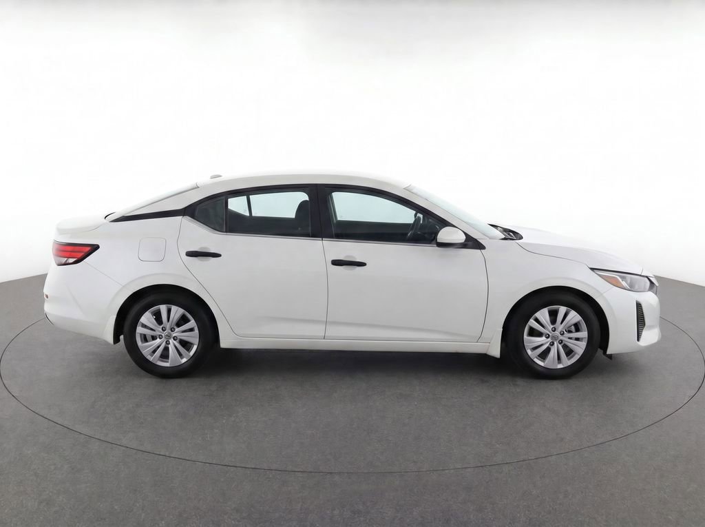 Used 2024 Nissan Sentra S FWD image 9