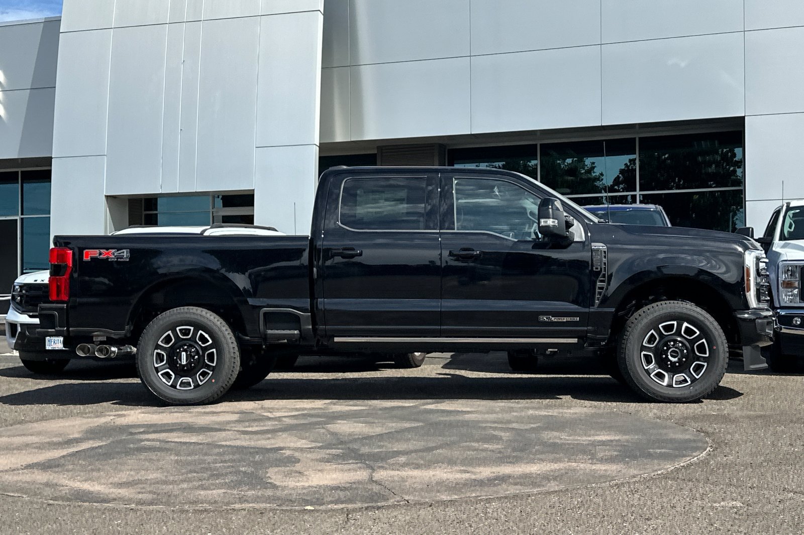 New 2026 Ford F250 Platinum AWD/4WD image 3