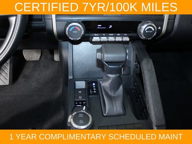 Used 2025 Toyota Tacoma SR5 AWD/4WD image 26