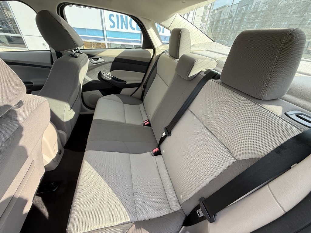 Used 2013 Ford Focus SE image 28
