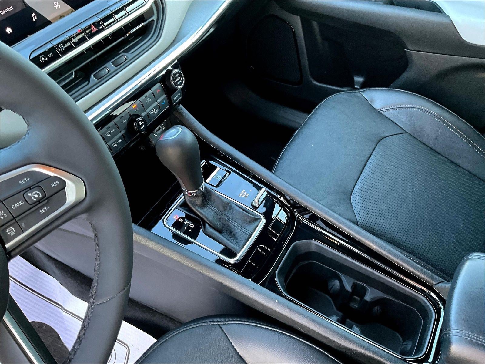 Used 2023 Jeep Compass Limited AWD/4WD image 18