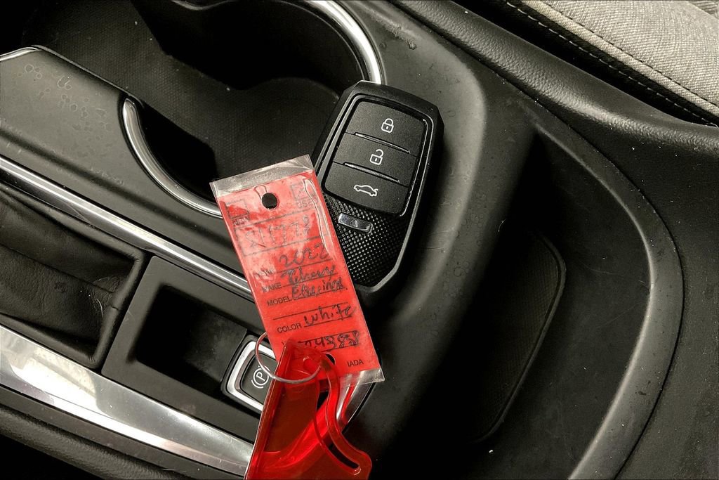 Used 2022 Chevrolet Equinox LS image 14