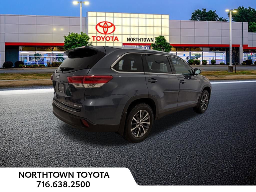 Used 2019 Toyota Highlander XLE w/ Protection Package #3 AWD/4WD image 12