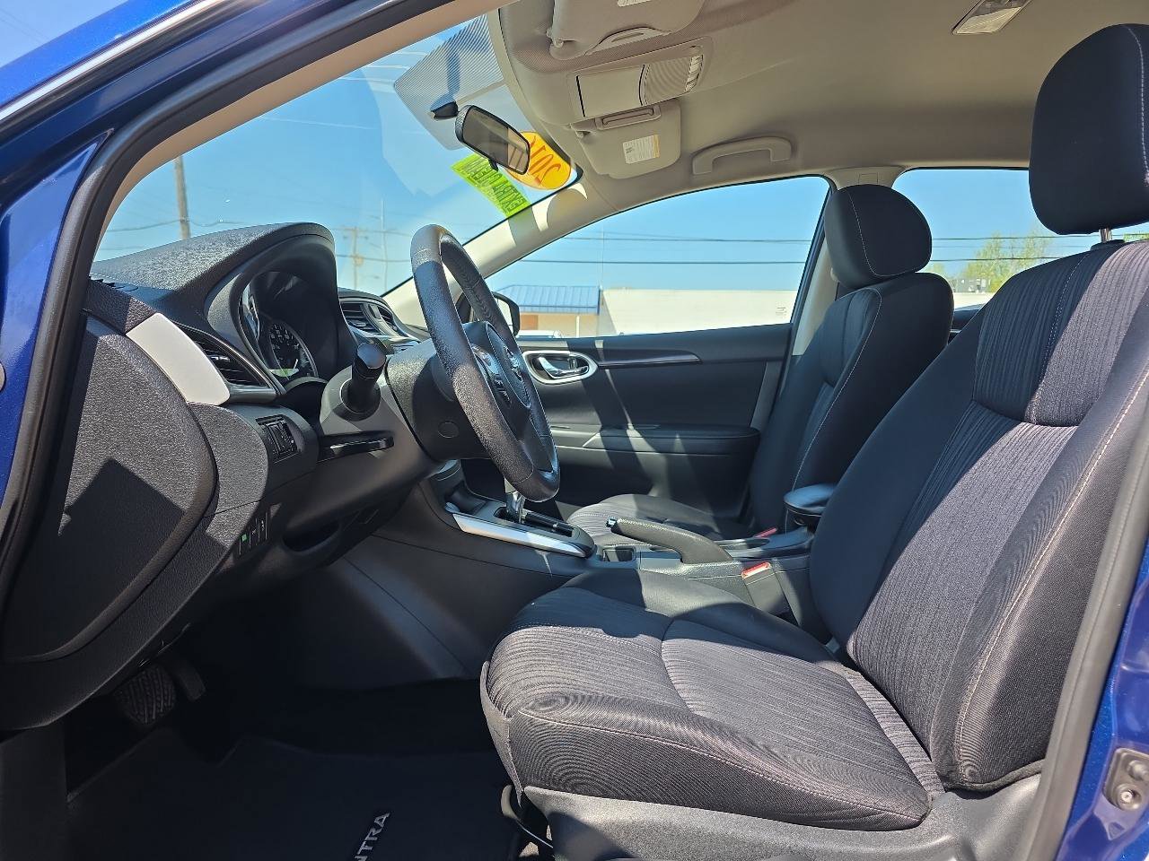 Used 2016 Nissan Sentra SV image 9