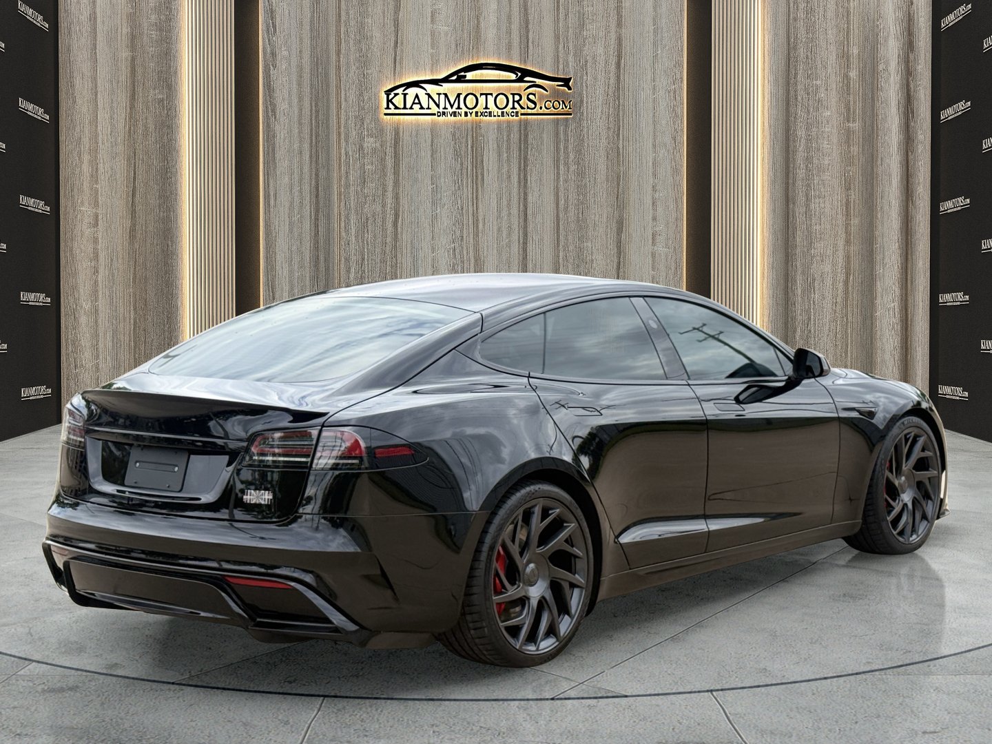 Used 2026 Tesla Model S Plaid AWD/4WD image 10