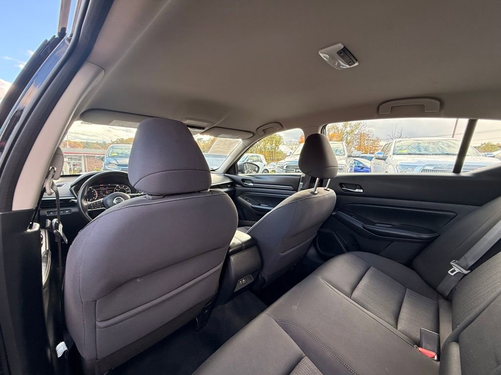 Used 2019 Nissan Altima 2.5 S FWD image 16