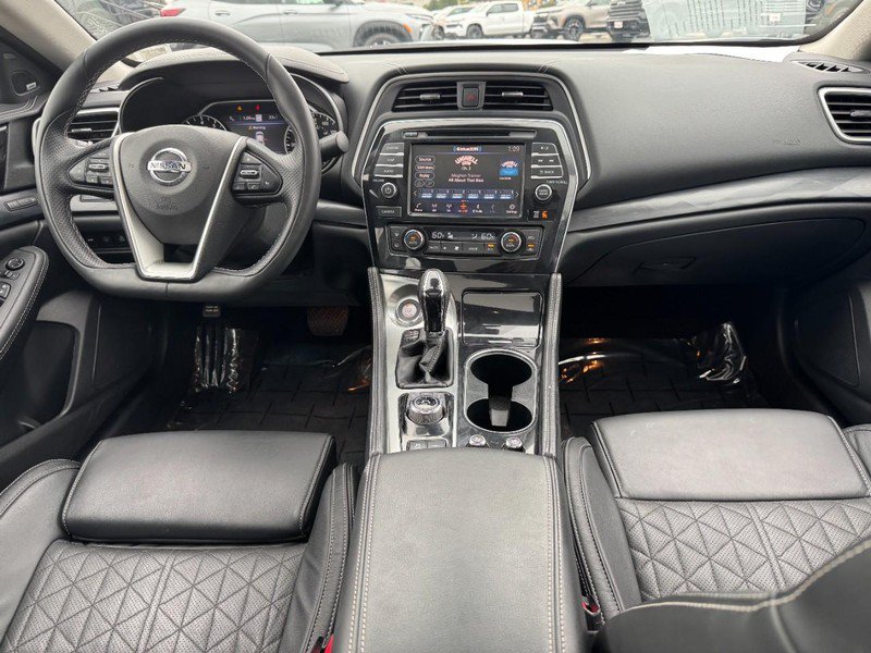 Used 2022 Nissan Maxima Platinum w/ Sport Mat Group FWD image 11