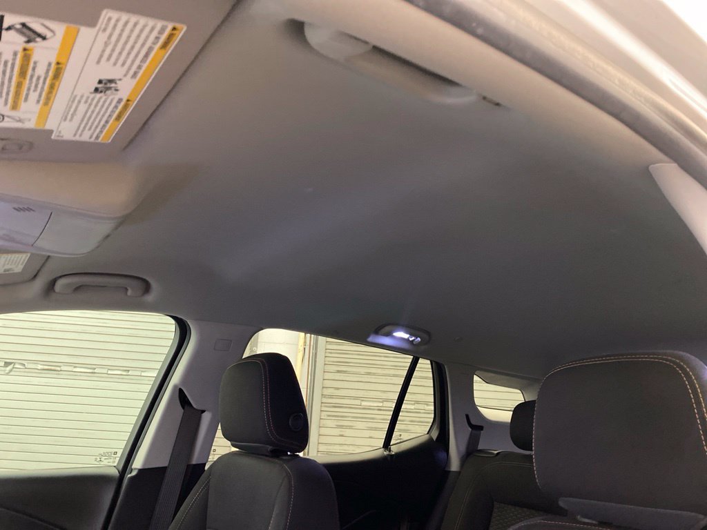 Used 2020 GMC Terrain SLE w/ Driver Convenience Package FWD image 11