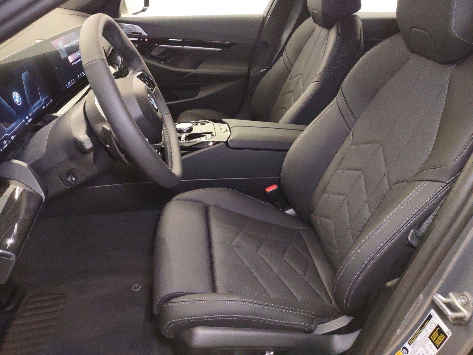 Used 2024 BMW 530i w/ Premium Package RWD image 17