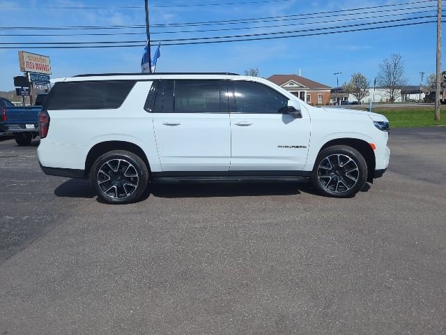 Used 2023 Chevrolet Suburban RST w/ Luxury Package AWD/4WD image 26