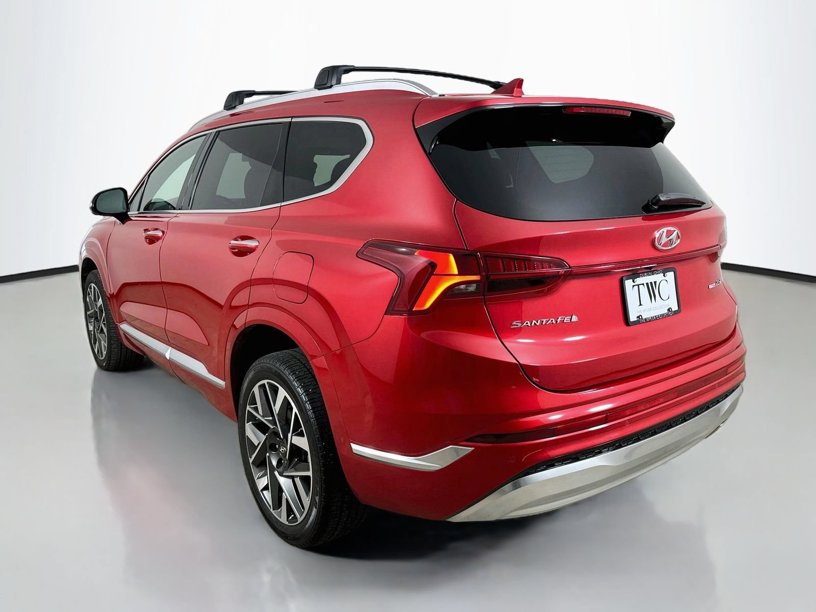 Used 2023 Hyundai Santa Fe Calligraphy AWD/4WD image 7