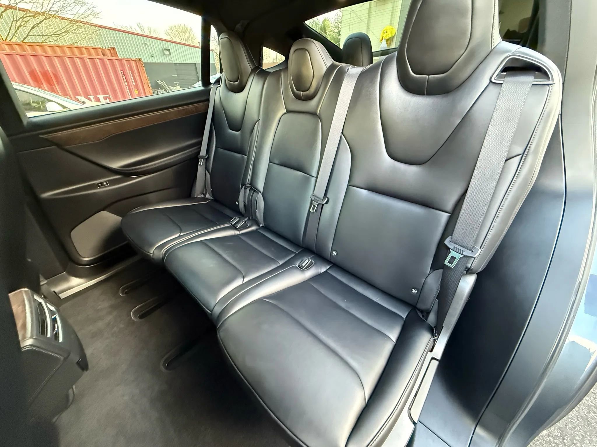 Used 2018 Tesla Model X 75D image 24