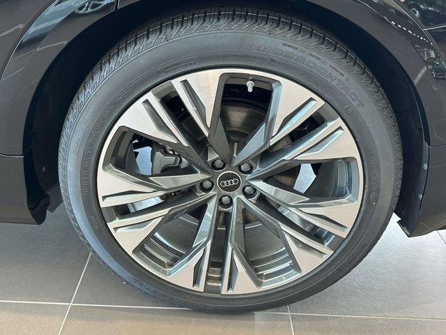 New 2026 Audi Q8 Premium Plus AWD/4WD image 4