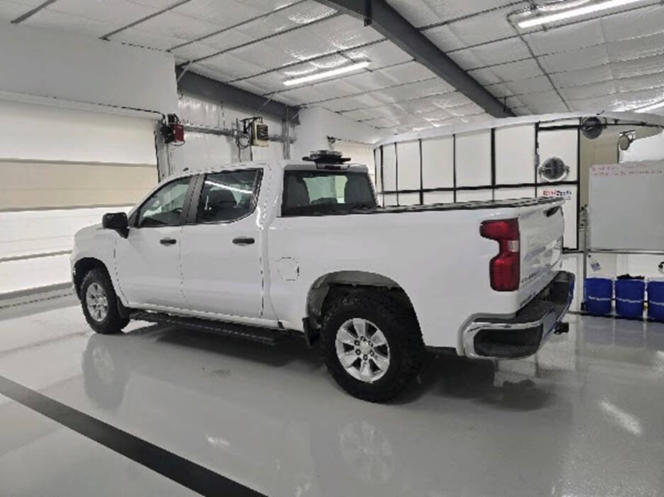 Used 2023 Chevrolet Silverado 1500 W/T w/ Trailering Package AWD/4WD image 7
