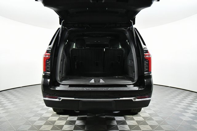 New 2026 Chevrolet Suburban LS image 26