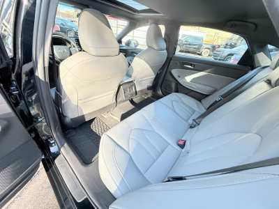 Used 2019 Toyota Avalon XLE w/ Moonroof Package FWD image 8