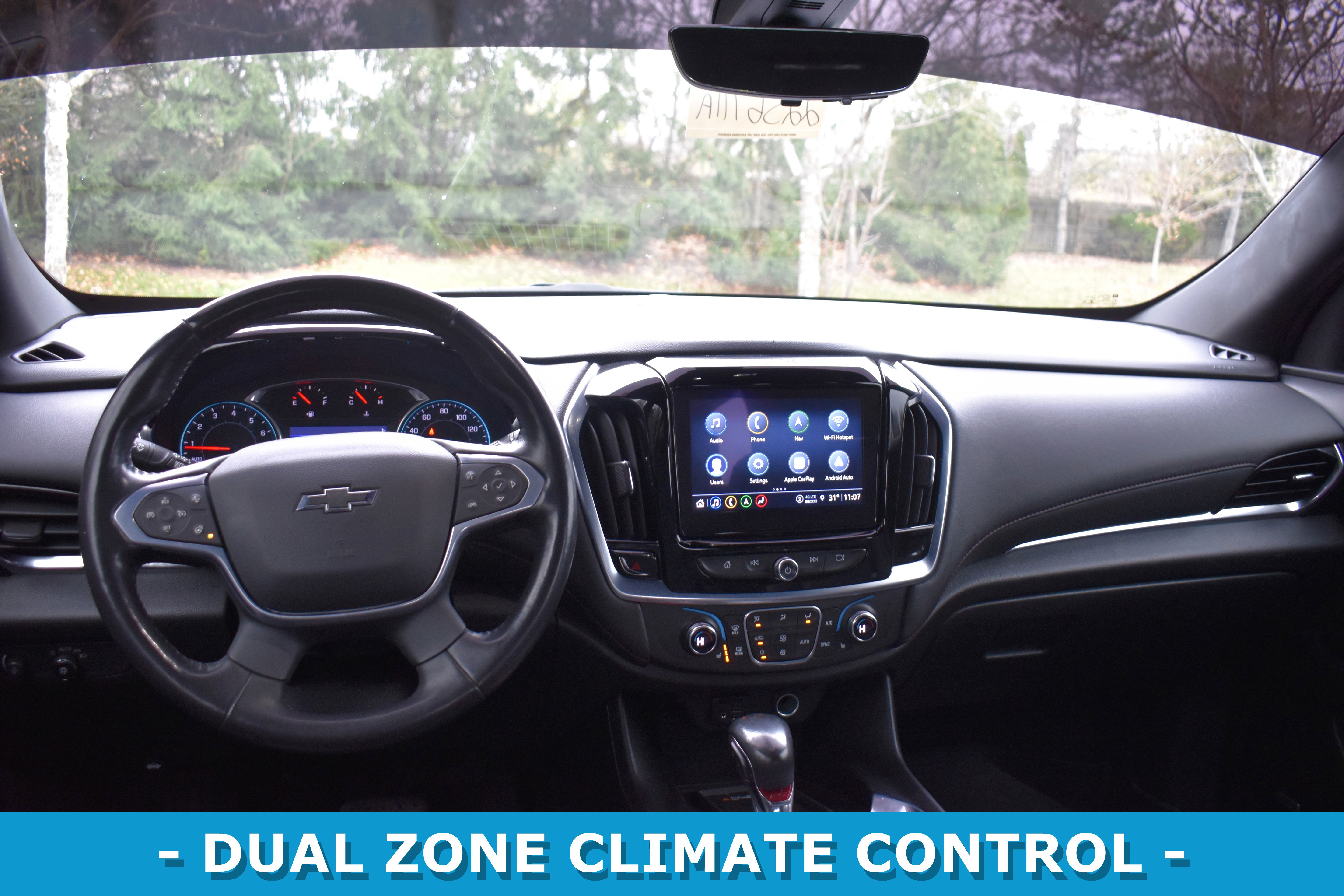 Used 2022 Chevrolet Traverse RS image 11