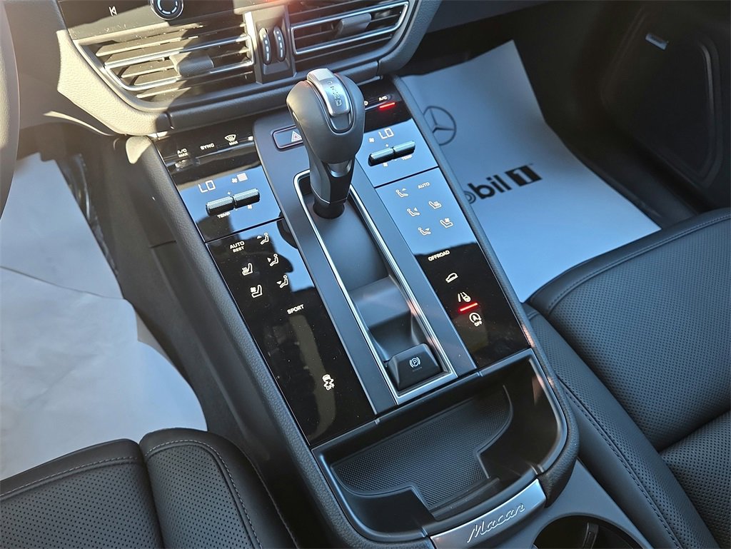 New 2026 Porsche Macan image 14