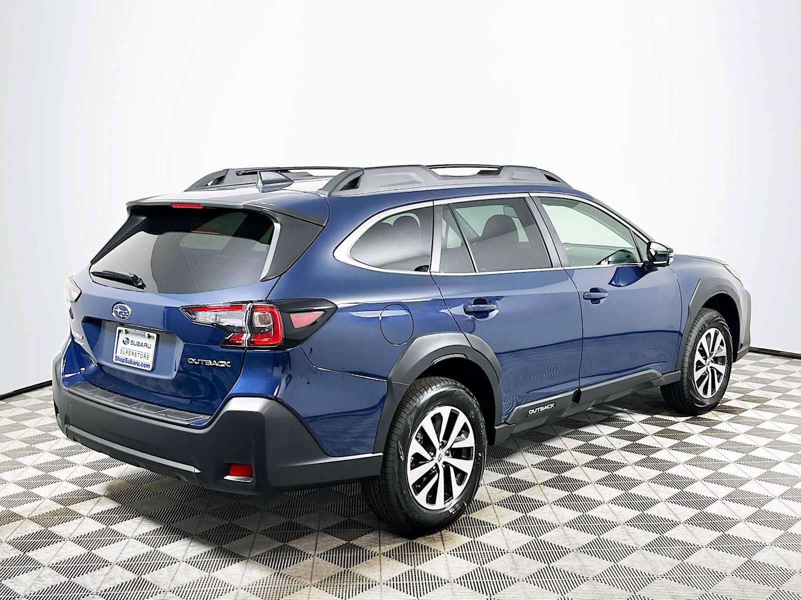 Certified 2025 Subaru Outback Premium w/ Popular Package #1A image 7