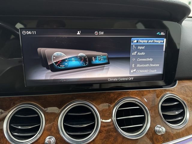 Used 2019 Mercedes-Benz E 300 4MATIC image 19