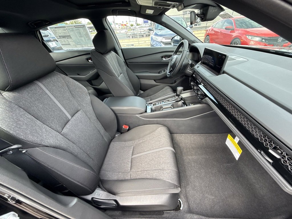 Used 2025 Honda Accord Sport image 42