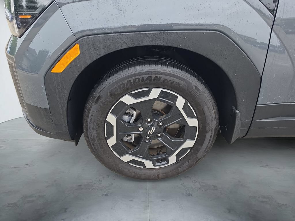 Certified 2025 Hyundai Santa Fe SEL FWD image 17