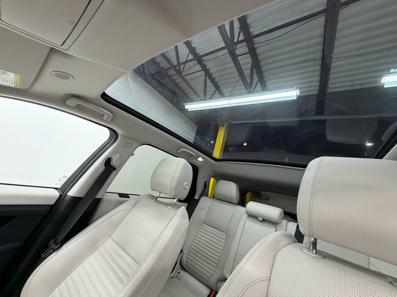 Used 2022 Land Rover Discovery Sport S AWD/4WD image 32