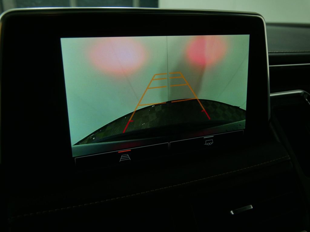 Used 2023 GMC Yukon SLT image 27