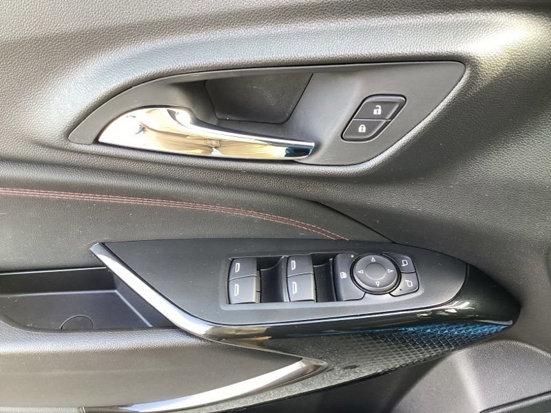 New 2026 Chevrolet Trax RS w/ Driver Confidence Package image 21