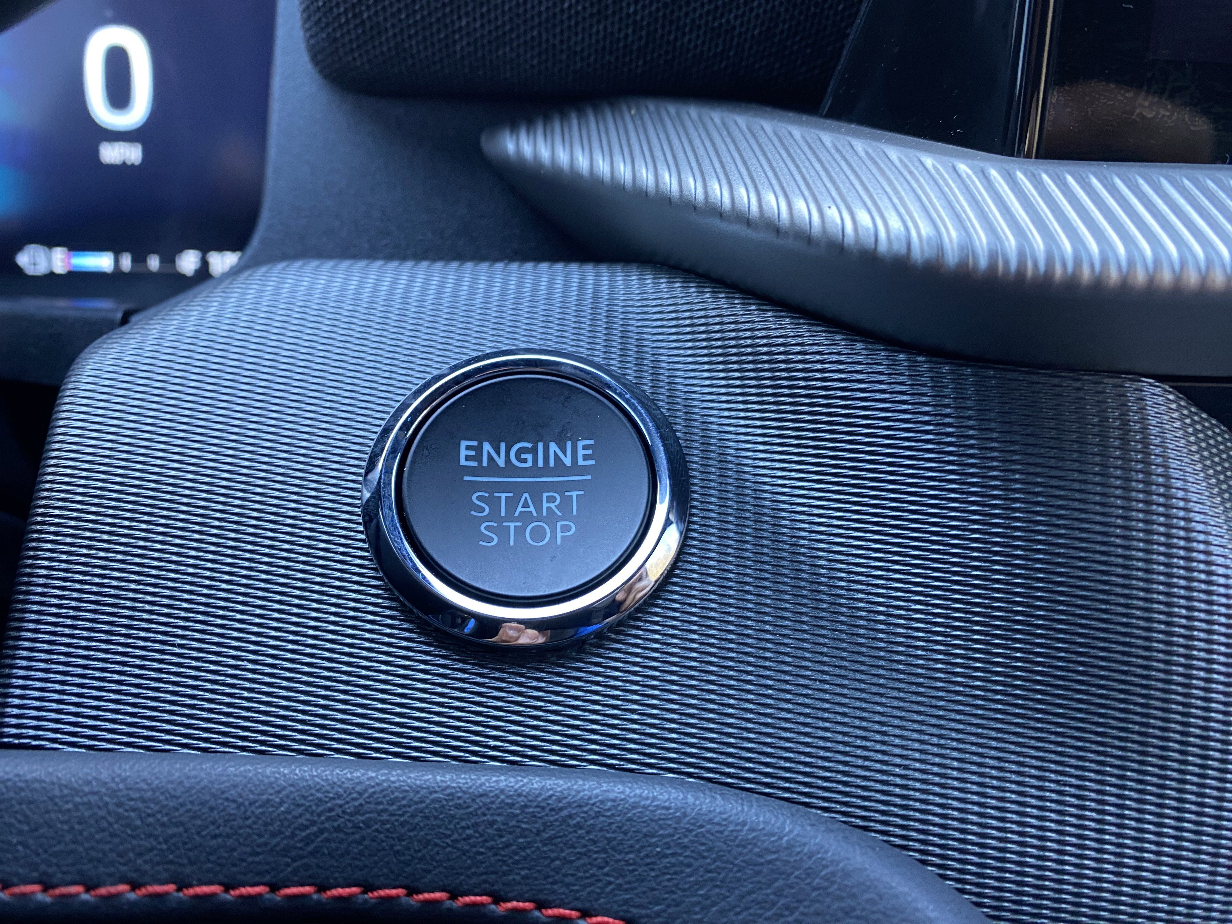 Used 2025 Ford Explorer ST-Line w/ Premium Package image 25