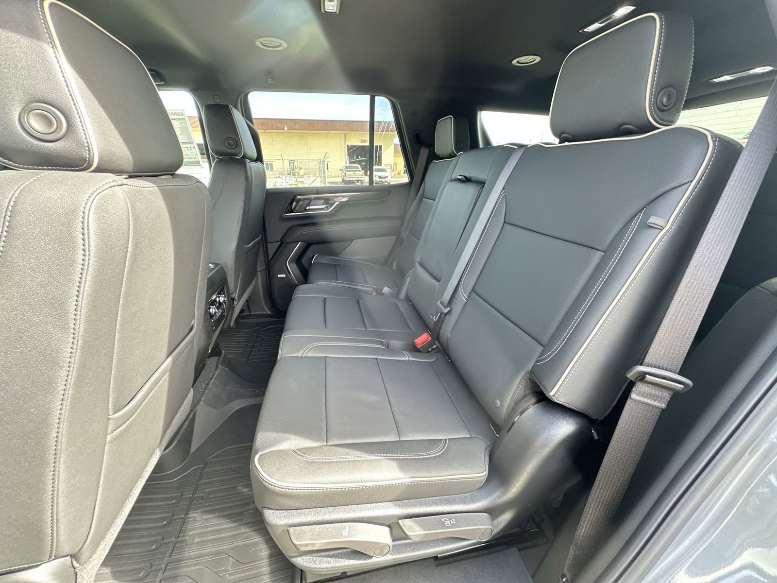 New 2026 GMC Yukon Elevation w/ LPO, Floor Liner Package AWD/4WD image 25